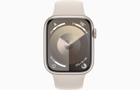 Apple Watch S9 GPS 45mm Starlight Alu Case w Starlight Sport Band - S/M
